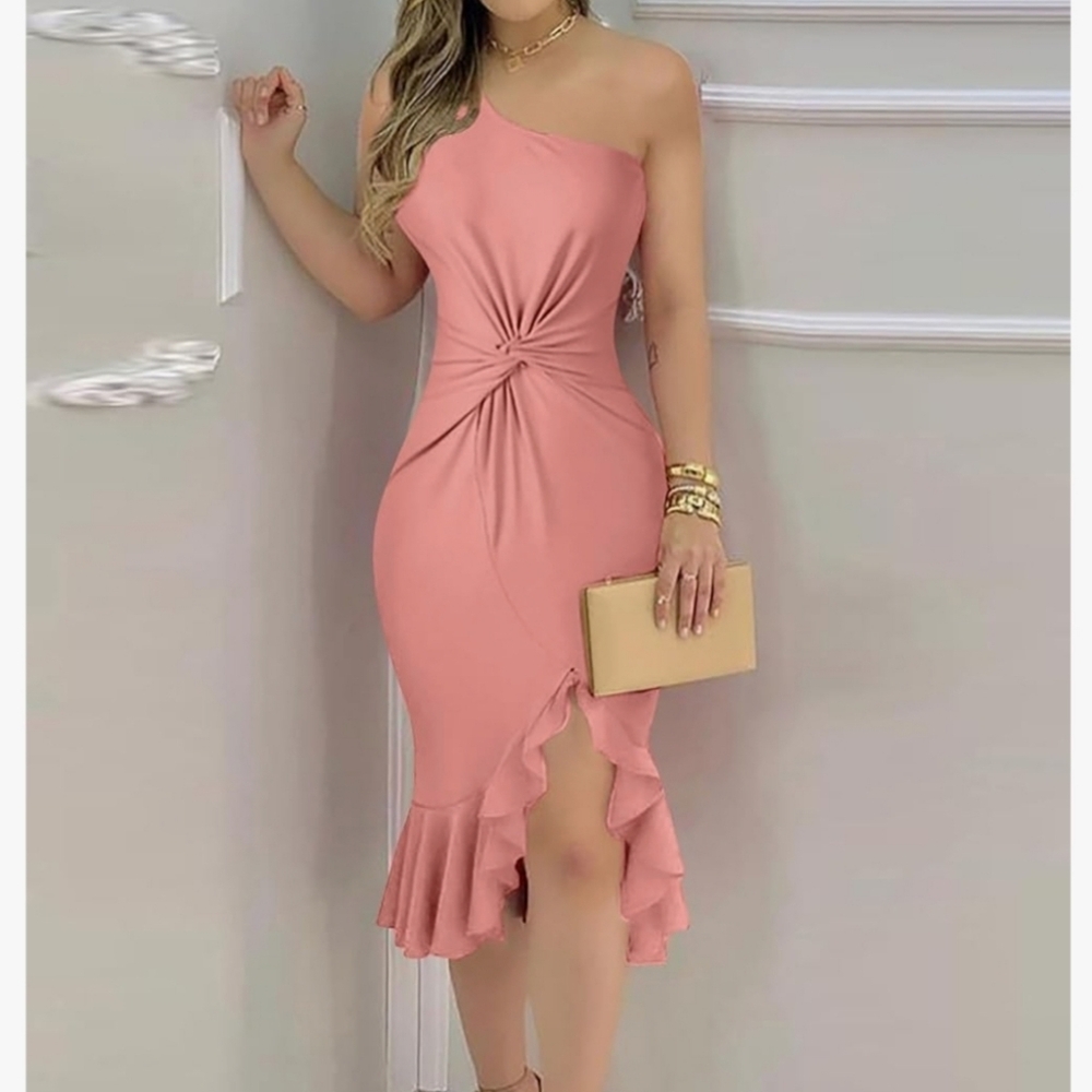 Peach One-Shoulder Ruched Bodycon Dress - Picture 2 of 6